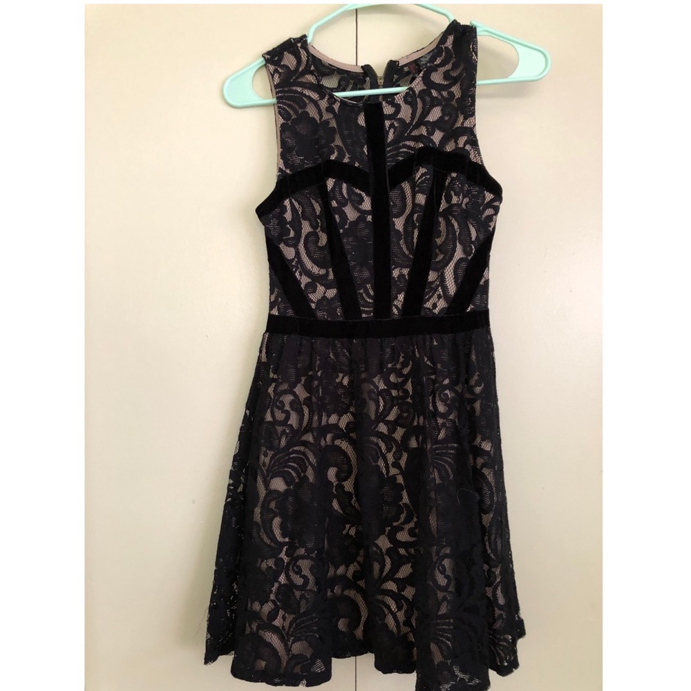 Black lace dress